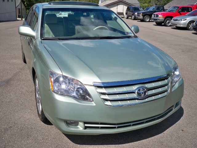 2006 Toyota Avalon XLS