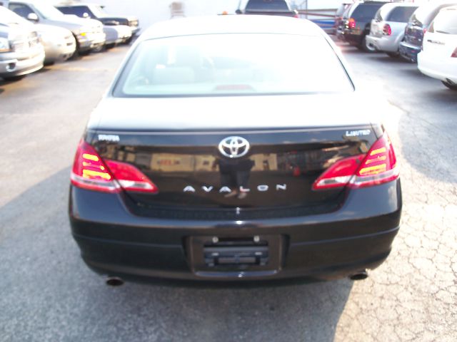 2006 Toyota Avalon SLT 25