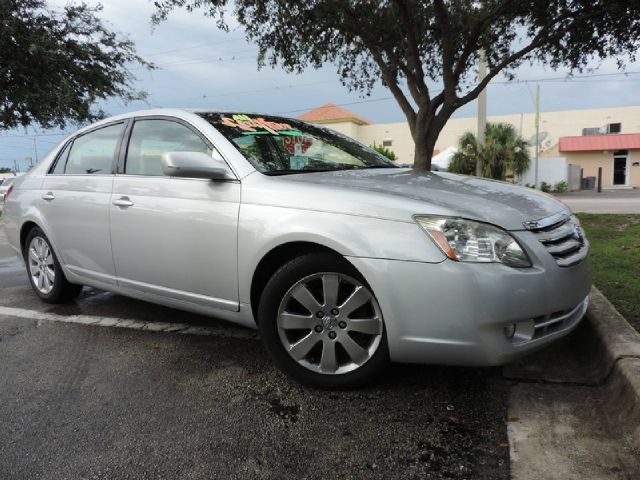 2007 Toyota Avalon XLS