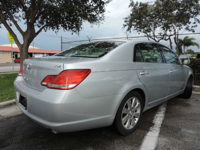 2007 Toyota Avalon XLS