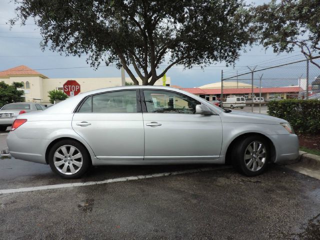 2007 Toyota Avalon XLS