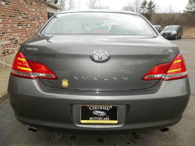 2007 Toyota Avalon Sport 4WD