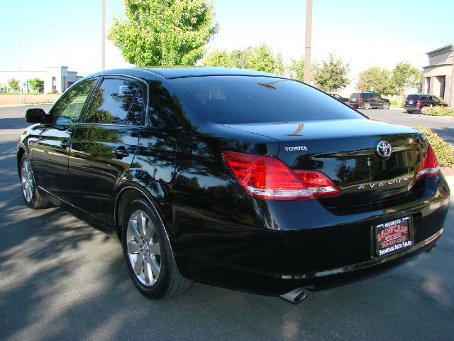 2007 Toyota Avalon XLS