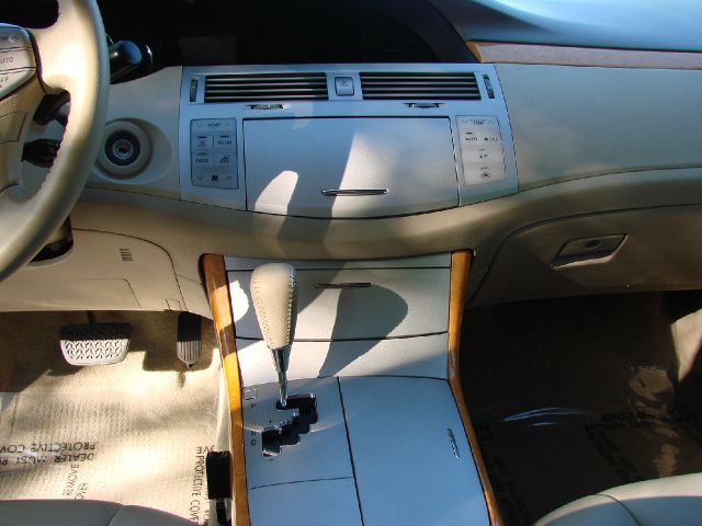 2007 Toyota Avalon XLS