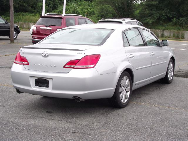 2007 Toyota Avalon SLT 25