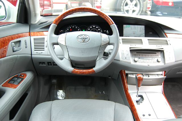 2007 Toyota Avalon SLT 25