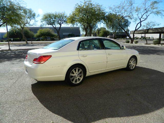 2007 Toyota Avalon SLT 25