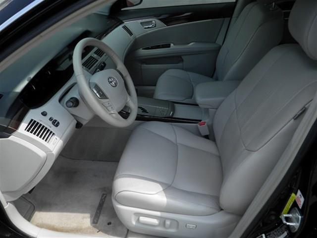 2008 Toyota Avalon LS LT Trailblazer