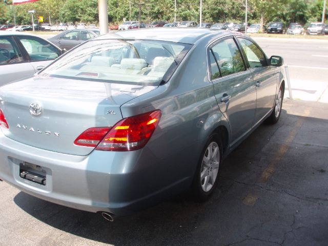 2008 Toyota Avalon Sport 4WD