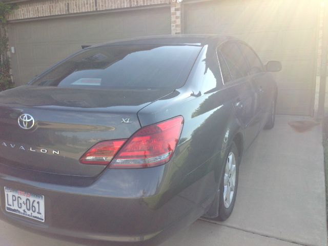 2008 Toyota Avalon Sport 4WD