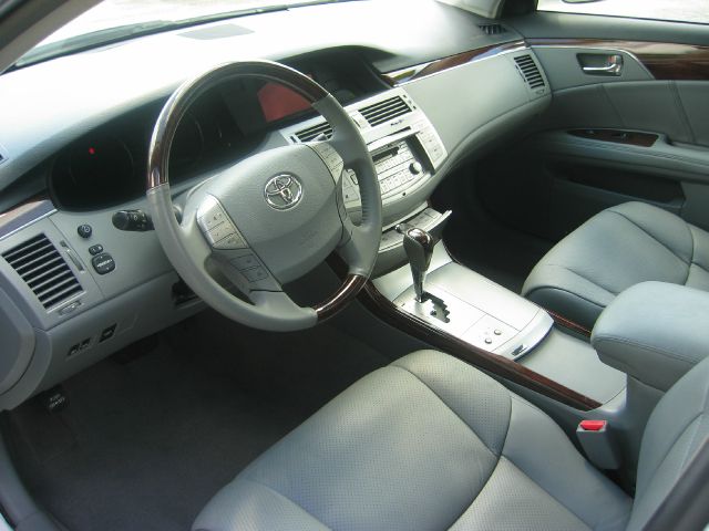 2008 Toyota Avalon SLT 25