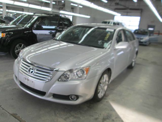 2008 Toyota Avalon XLS