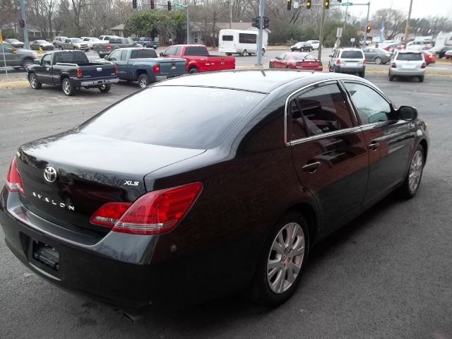 2008 Toyota Avalon XLS