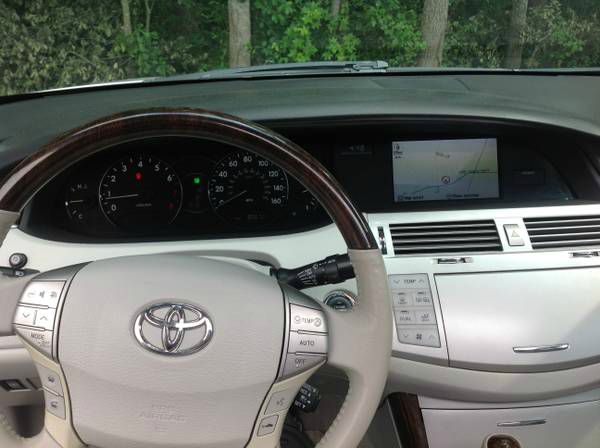 2008 Toyota Avalon SLT 25