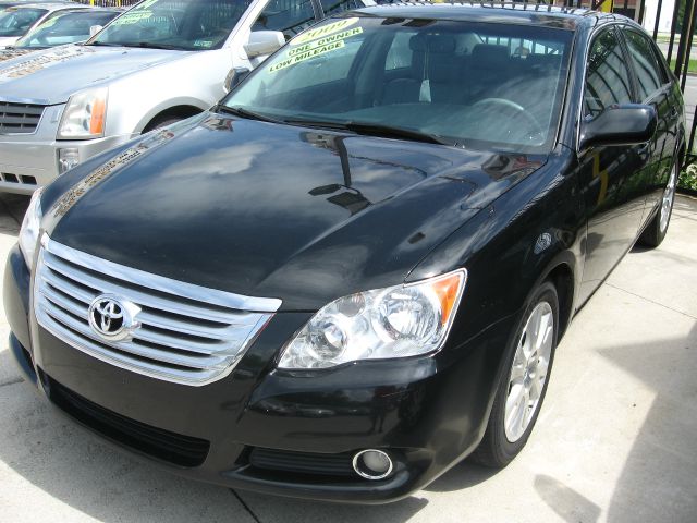 2009 Toyota Avalon XLS