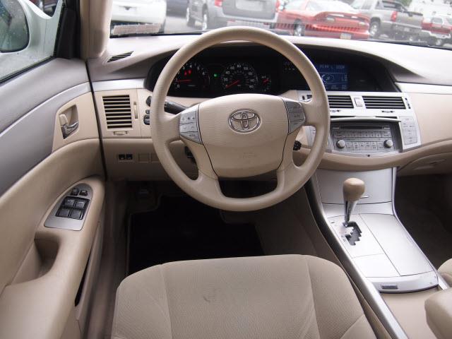 2009 Toyota Avalon Sport 4WD