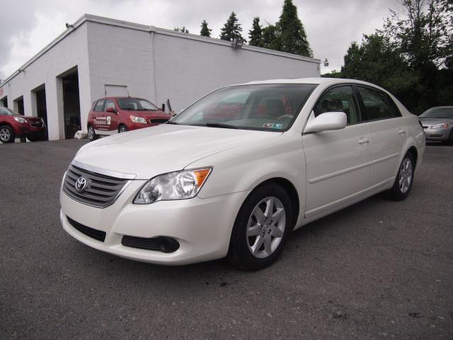 2009 Toyota Avalon Sport 4WD