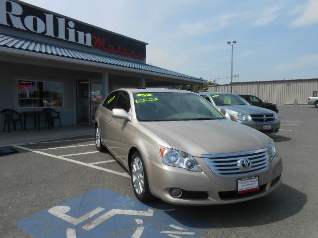 2009 Toyota Avalon XLS