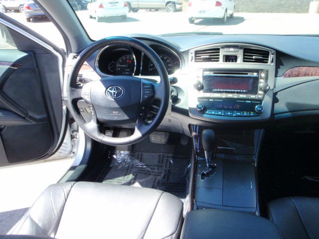 2012 Toyota Avalon Base