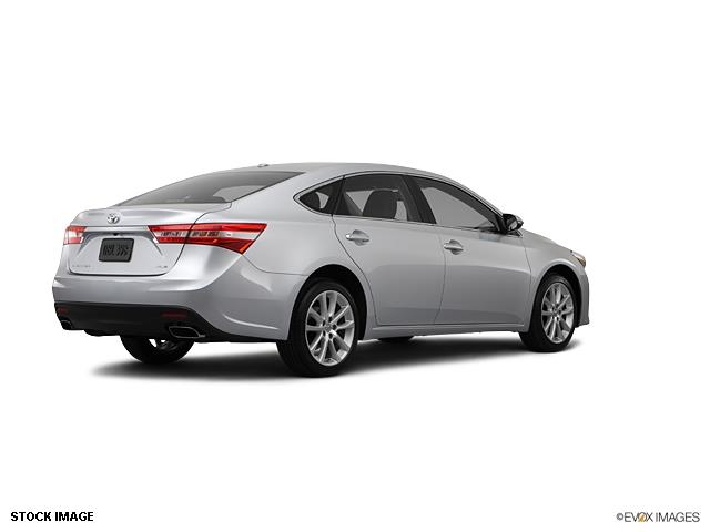 2013 Toyota Avalon Sport Hatcback