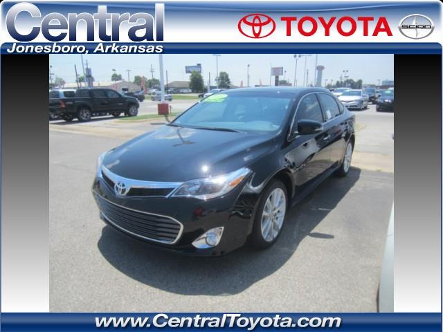 2013 Toyota Avalon Sport Hatcback