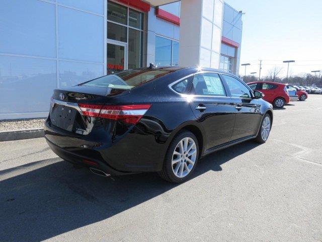 2013 Toyota Avalon Unknown