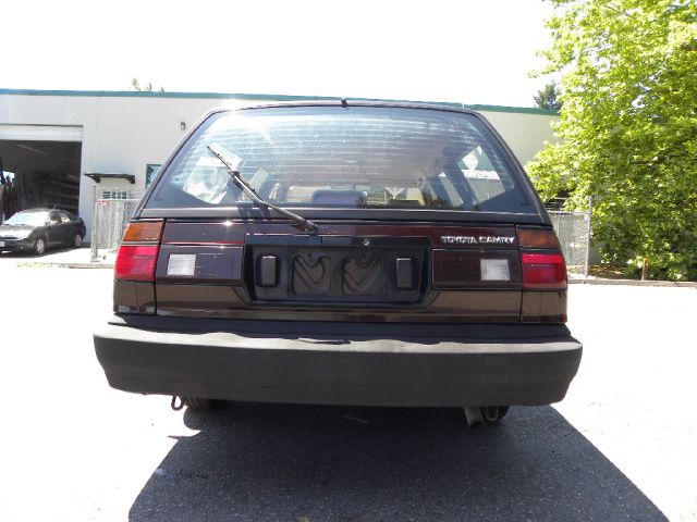 1989 Toyota Camry Quadcab 4X4 Diesel Larime