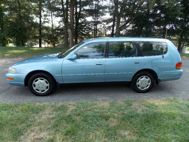 1993 Toyota Camry 4x4 1500 LTZ