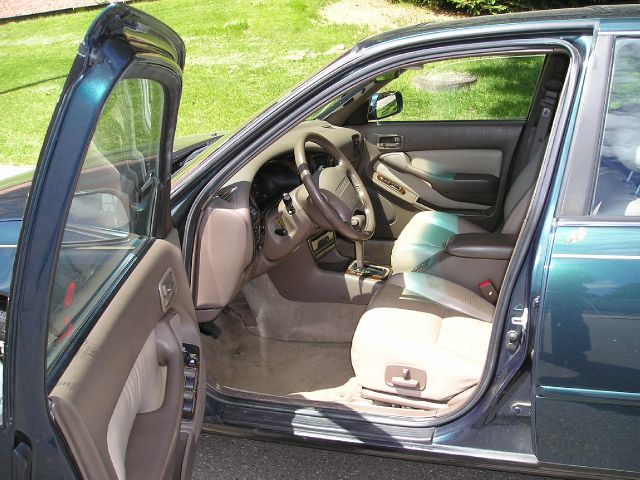 1996 Toyota Camry Ext. Cab 6.5-ft. Bed 4WD