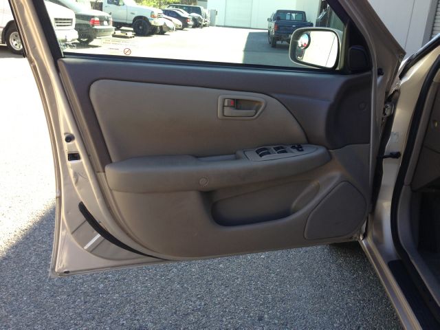 1997 Toyota Camry Ext. Cab 6.5-ft. Bed 4WD