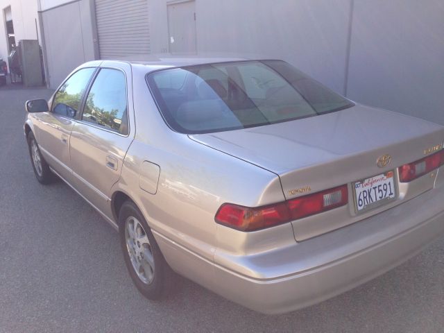 1997 Toyota Camry Ext. Cab 6.5-ft. Bed 4WD