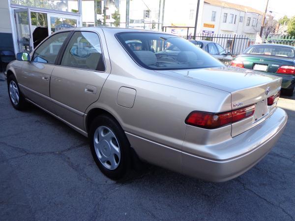 1997 Toyota Camry Unknown