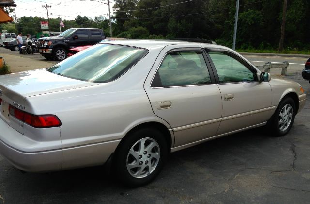 1997 Toyota Camry Ext. Cab 6.5-ft. Bed 4WD