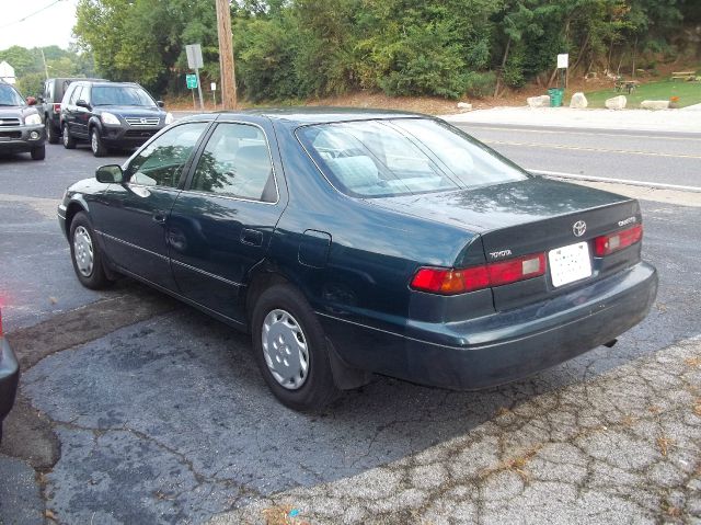 1997 Toyota Camry Unknown