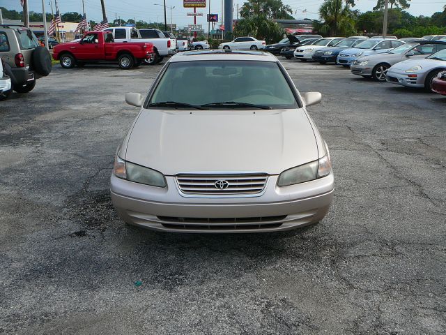 1998 Toyota Camry Ext. Cab 6.5-ft. Bed 4WD