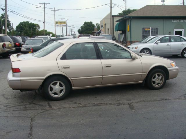 1998 Toyota Camry X