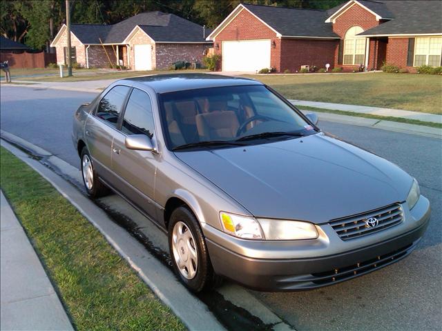 1998 Toyota Camry Unknown