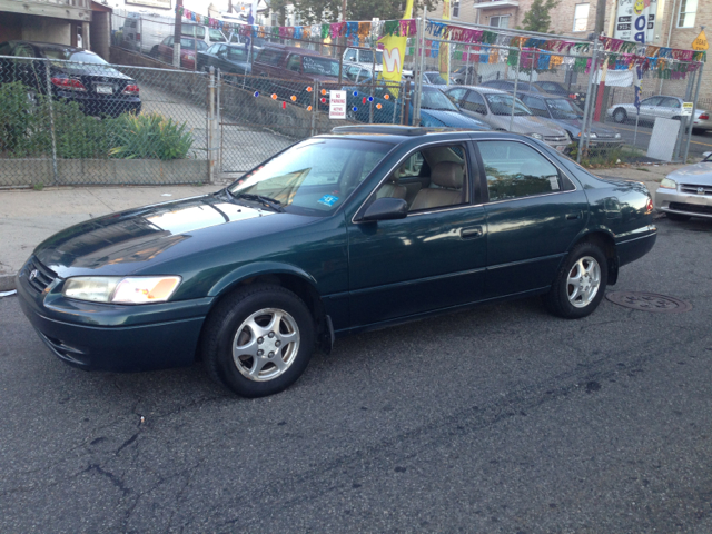 1998 Toyota Camry SEL Sport Utility 4D