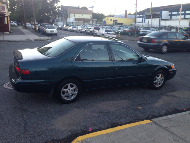 1998 Toyota Camry SEL Sport Utility 4D