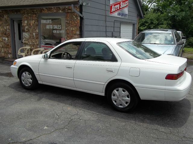 1998 Toyota Camry Unknown