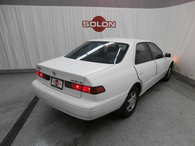 1998 Toyota Camry X