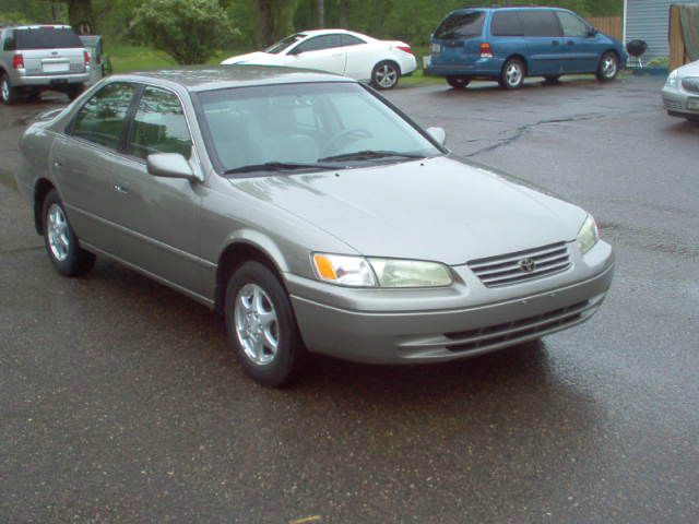 1998 Toyota Camry Sedan-hot Summer SALE