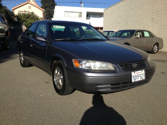 1998 Toyota Camry SEL Sport Utility 4D