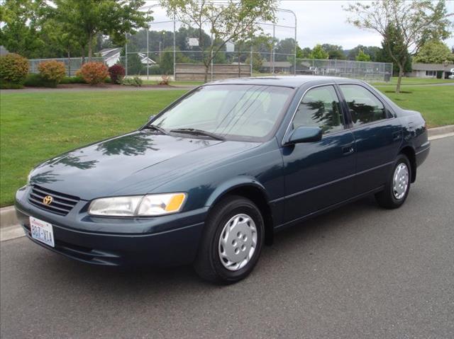 1998 Toyota Camry Laramie Extended Cab