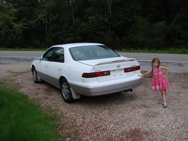 1998 Toyota Camry SEL Sport Utility 4D