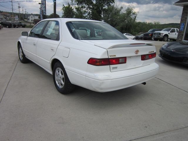 1998 Toyota Camry X