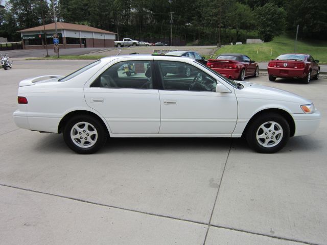 1998 Toyota Camry X