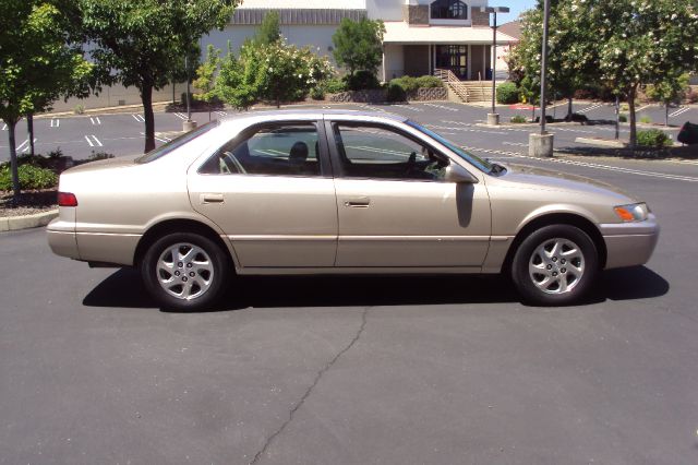 1999 Toyota Camry Enthusiast 2D Roadster