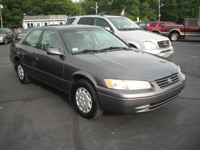 1999 Toyota Camry X