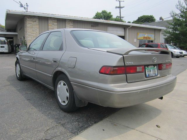 1999 Toyota Camry SEL Sport Utility 4D